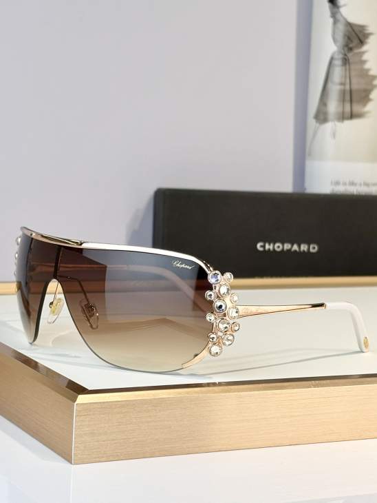 Picture of Chopard Sunglasses _SKUfw79721978fw